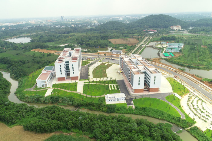 Trường trung học phổ thông Khoa học Giáo dục có cơ sở vật chất hiện đại với nhiều tiện ích cho học sinh. hes.jpg