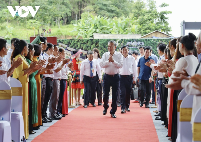 Tổng Bí thư Tô Lâm cùng đoàn công tác tới dự buổi lễ. Ảnh: VOV 1.png