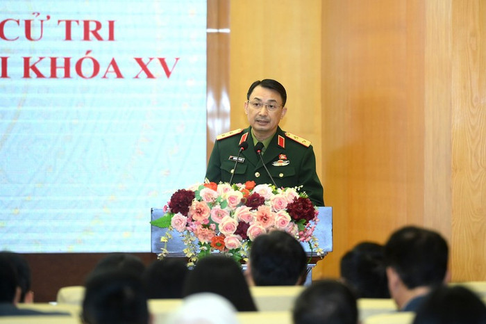 Đại biểu Quốc hội Nguyễn Quốc Duyệt trình bày báo cáo tại Hội nghị. Ảnh: Đăng Khoa