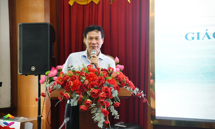 Giáo sư, Tiến sĩ Nguyễn Quý Thanh - Hiệu trưởng Trường Đại học Giáo dục (Đại học Quốc gia Hà Nội) phát biểu khai mạc seminar (hội thảo). Ảnh: NTCC. dsc-2159.jpg
