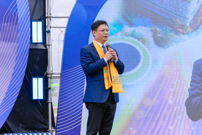 Ông Nguyễn Thanh Bình – Phó Chủ tịch thường trực Ủy ban nhân dân thành phố Huế phát biểu tại buổi lễ. anh-2.jpg