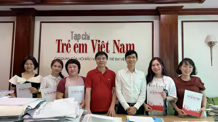 Ban Tổ chức cùng các giám khảo đồng hành tại vòng sơ khảo cuộc thi “Ngôi nhà mơ ước” mùa 4.