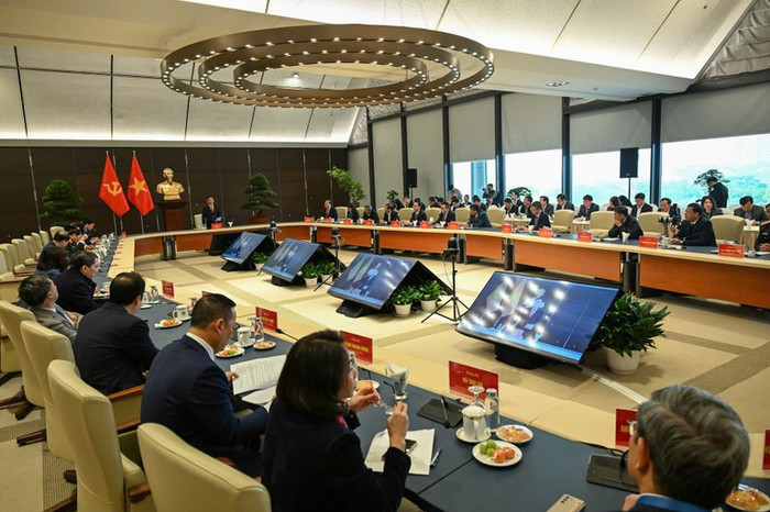 Quang cảnh buổi họp rút kinh nghiệm. Ảnh: Duy Linh