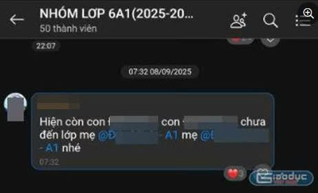 Vào lúc 7h32 ngày 8/9 (thứ Hai) giáo viên chủ nhiệm đã nhắn cho phụ huynh của 2 em học sinh không đến học thêm môn tại Trung tâm bồi dưỡng Tài năng Việt. Ảnh: PHCC anh-thcs-cat-linh.jpg