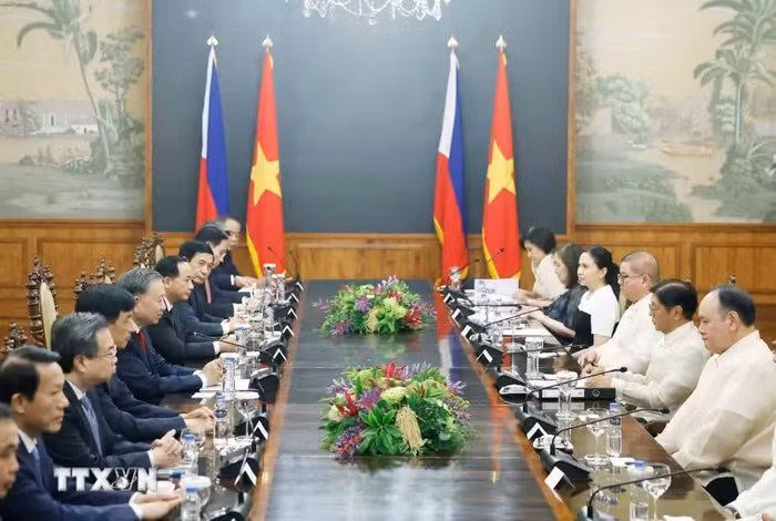 Tổng Bí thư, Chủ tịch nước Tô Lâm và Tổng thống Philippines Ferdinand Romualdez Marcos Jr. hội đàm cấp Nhà nước. Ảnh: Thống Nhất/TTXVN