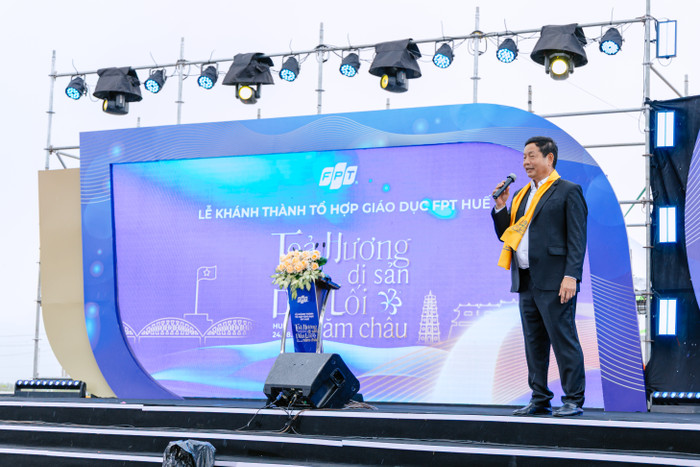 Ông Trương Gia Bình - Chủ tịch Hội đồng quản trị Tập đoàn FPT chia sẻ tại buổi lễ. anh-3.jpg