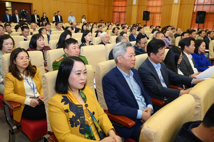 Các đại biểu và cử tri tham dự Hội nghị. Ảnh: Đăng Khoa