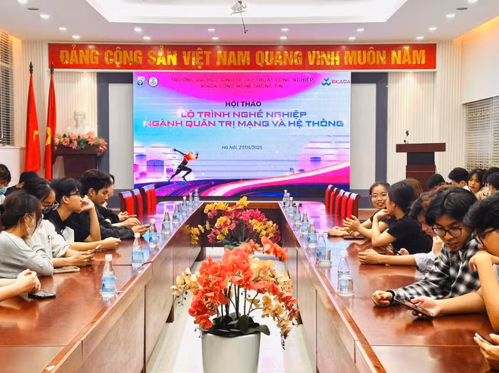 hoi-thao.jpg