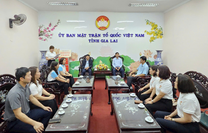 Quang cảnh buổi làm việc. Ảnh: hanoi.gov.vn.
