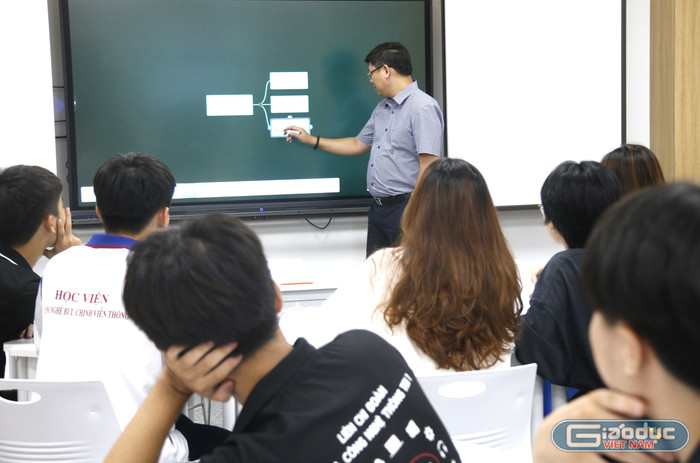 Một giờ học tại Học viện Công nghệ Bưu chính Viễn thông. Ảnh: Mộc Trà. gdvn-ptit1.jpg