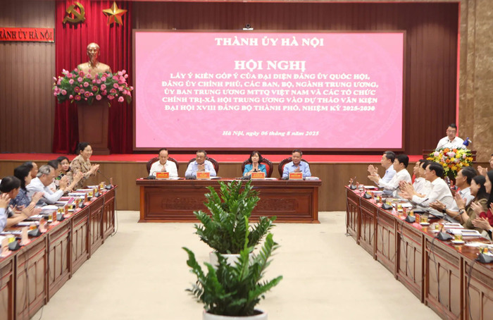 Quang cảnh hội nghị. Ảnh: kinhtedothi.vn. z6879426178359-7eb4ed49e5e09182ef42012ee2dab07e-1754472290.jpg