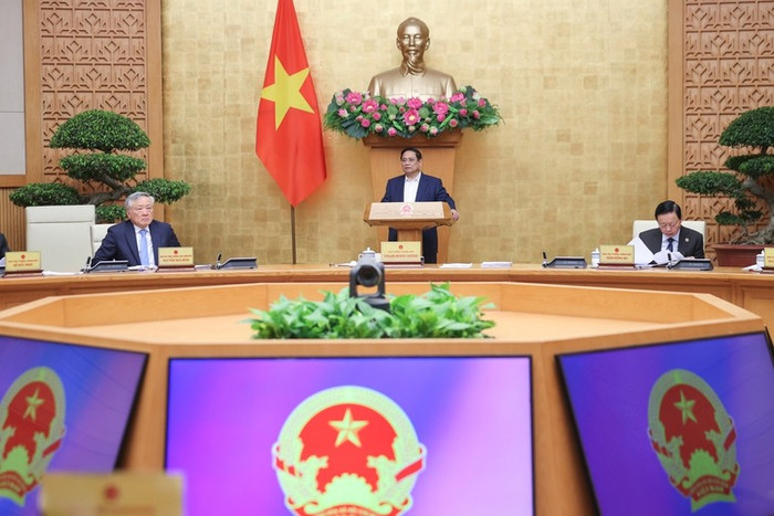 Thủ tướng giao các bộ, cơ quan, địa phương chuẩn bị lễ khởi công, khánh thành đồng loạt 80 công trình trên cả nước chào mừng 80 năm Cách mạng tháng Tám và Quốc khánh 2/9 - Ảnh: VGP/Nhật Bắc. img4800-17490039522941336841980.jpg