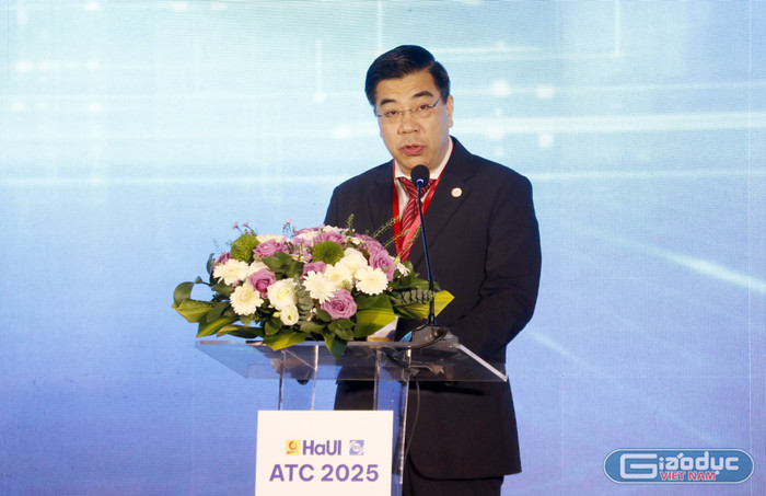 Phó Giáo sư, Tiến sĩ Trần Minh Tuấn - Vụ trưởng Vụ Kinh tế và Xã hội số (Bộ Khoa học và Công nghệ). gdvn-khcn.jpg