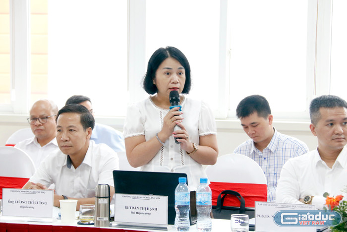 Cô Trần Thị Hạnh - Phó Hiệu trưởng Trường Cao đẳng nghề Lạng Sơn. gdvn-hanh.jpg