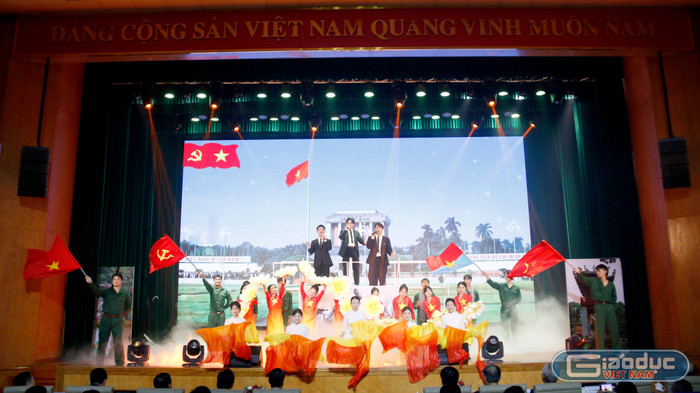 gdvn-van-nghe.jpg