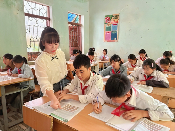 Giờ học tại một trường học trên địa bàn tỉnh Điện Biên. Ảnh: Sở Giáo dục và Đào tạo cung cấp. Giờ học tại một trường học trên địa bàn tỉnh Điện Biên. Ảnh: Sở Giáo dục và Đào tạo cung cấp.