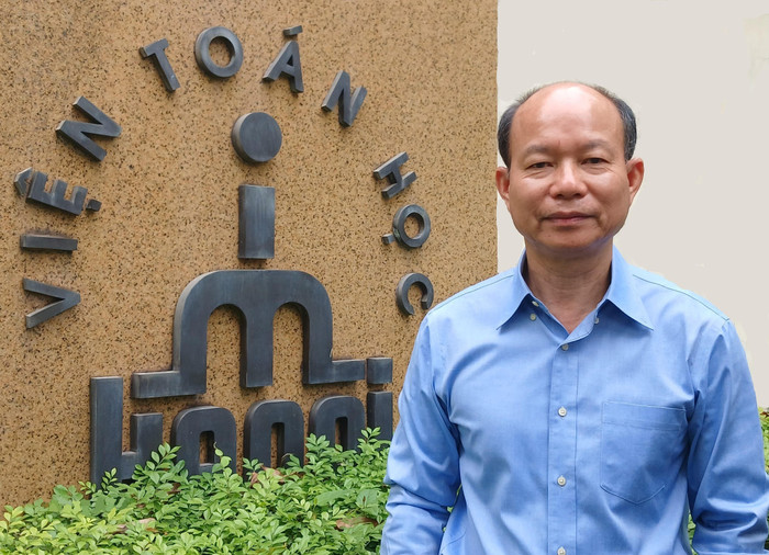 Giáo sư, Tiến sĩ khoa học Hoàng Xuân Phú. Ảnh: Viện Hàn lâm Khoa học và Công nghệ Việt Nam. 500061109-2205728913196000-5991470073113543673-n.jpg