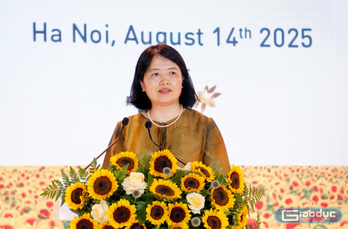 Đại biểu Nguyễn Thị Mai Thoa - Ủy viên Ủy ban Văn hóa và Xã hội của Quốc hội. gdvn-mai-thoa.jpg