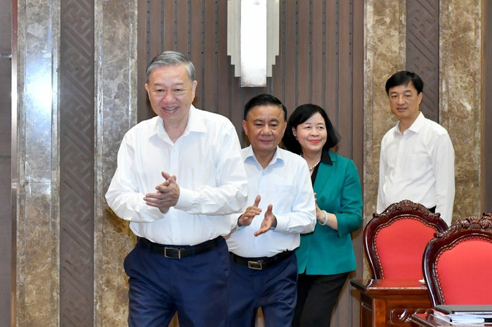 Tổng Bí thư Tô Lâm đến làm việc với Ban Thường vụ Thành ủy Hà Nội. Ảnh: nhandan.vn. a3-dsc-3409.jpg