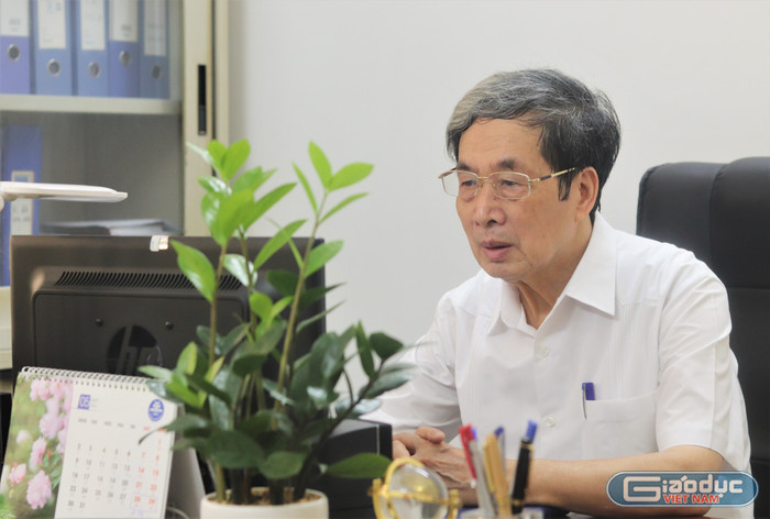 Phó Giáo sư, Tiến sĩ Nghiêm Đình Vỳ - nguyên Hiệu trưởng Trường Đại học Sư phạm Hà Nội, nguyên Phó Trưởng ban Tuyên giáo Trung ương (nay là Ban Tuyên giáo và Dân vận Trung ương). Ảnh: Mộc Trà. gdvn-pgs-nghiem-dinh-vy-4338.jpg