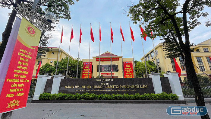 Thời gian qua, Ủy ban nhân dân phường Từ Liêm đã tập trung triển khai đồng bộ công tác chuyển đổi số, đạt nhiều kết quả thiết thực. Ảnh minh họa: Mộc Trà. gdvn-ubnd-phuong-tu-liem.jpg