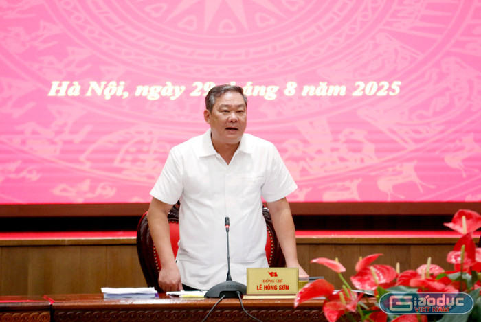 Ông Lê Hồng Sơn - Phó Chủ tịch Thường trực Ủy ban nhân dân thành phố Hà Nội phát biểu kết luận Hội thảo. gdvn-le-hong-son.jpg