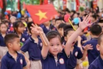 Năm học tới, miễn học phí, hỗ trợ BHYT tới 50%, không thu tiền học thêm ở trường công