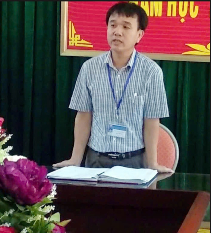Thầy Nguyễn Duy Linh - Hiệu trưởng Trường Tiểu học Môn Sơn. Ảnh: NVCC thay-lih.jpg