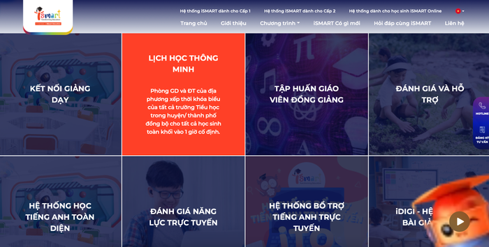 iSMART cho biết đã có mặt trong hầu hết các trường tiểu học, trung học cơ sở trong cả nước. Đối với chương trình iLink được quảng cáo có "lớp học thông minh" và được cơ quan quản lý xếp thời khoá biểu các trường cho toàn khối vào 1 giờ cố định. Ảnh chụp màn hình ct.png