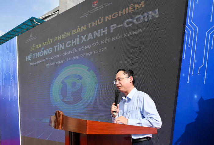 Phó Giáo sư Trần Quang Anh - Phó Giám đốc Học Viện Công nghệ Bưu chính Viễn thông phát biểu tại buổi lễ z6773395262035-d6f12112abf18a7668634b7bf50e12eb.jpg