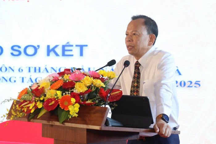 Ông Vũ Thanh Hải - Bí thư Đảng ủy, Giám đốc Nhà máy Nhiệt điện Vĩnh Tân 4 phát biểu tại hội nghị. z6797528597514-d82ae6301ba2ab3281623fb98eda3207.jpg