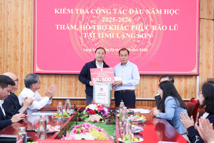 Tại Sở Giáo dục và Đào tạo tỉnh Lạng Sơn. z7153385438924-142510e13930df6958648e51c733b562.jpg