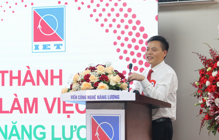 Phó Giáo sư, Tiến sĩ Đặng Trần Thọ - Viện trưởng Viện Công nghệ Năng lượng chia sẻ trong lễ khánh thành 1.jpg
