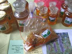 Sốc với sáp ong được giảm 75%.