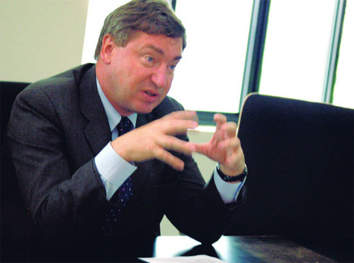 Marc Townsend, Tổng Giám đốc CBRE Việt Nam: "Không có một bạch mã hoàng tử từ bên ngoài đâu, mà chính từ nguồn trong nước".