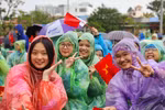 2.000 học sinh Hải Phòng “đội mưa” cổ vũ chung kết Olympia