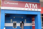 Bị ATM trừ tiền oan, khách "nổi đóa" vì Agribank "thiếu trách nhiệm"