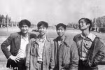 Hình ảnh hiếm về "đôi bạn cùng bàn" Trương Gia Bình, Bùi Quang Ngọc