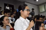 Sinh viên ở Sài Gòn than hay bị mất đồ, dọa nạt khi đi xe buýt