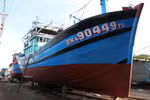 Ảnh: Nhiều tàu cá cỡ lớn của ngư dân miền Trung sắp vươn khơi