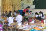 Bộ Giáo dục cải cách, nhiều mục như "đẽo cày giữa đường" 