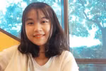 "Gia đình khó khăn, nhưng con đậu đại học, bố mẹ gắng lo cho con ăn học"
