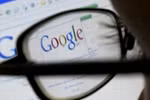 “Bác sĩ Google”: Hiểm họa sức khỏe thời bùng nổ công nghệ