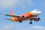 Bắt tay với hãng bay Thái Lan, VietJetAir đang "đi trên dây"?