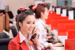 Giao dịch viên ngân hàng: Vất vả, lương thấp nhưng tự hào