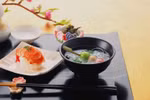 Bát đĩa Melamine giúp bàn ăn trở nên tinh tế
