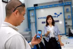 VinaPhone giúp khách hàng khóa điện thoại từ xa