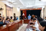 Ông Nguyễn Văn Tùng, Chủ tịch Ủy ban nhân dân thành phố Hải Phòng chỉ đạo xem xét trách nhiệm của giáo viên chủ nhiệm, hiệu trưởng trong việc học sinh lớp 1 bị phê bình vì đi học sớm 