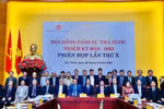 Chính thức bàn giao quyết định và giấy chứng nhận GS, PGS năm 2022