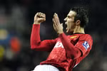Sir Alex tôn Van Persie lên ngang tầm Cantona, Ronaldo...